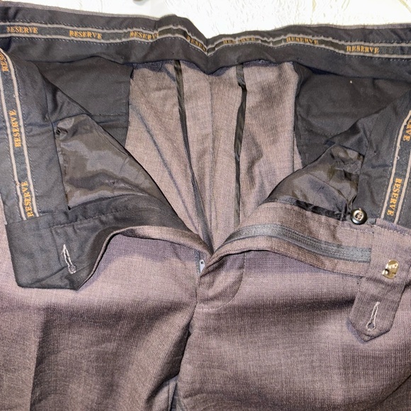 Jos A Banks Suit Reserve Liberty Men's Brown Suit PANTS AND JACKET 44L/38W - Picture 10 of 10